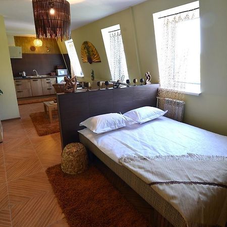 Dragomir Apartments Cherkasy Quarto foto