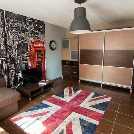 Dragomir Apartments Cherkasy Quarto foto