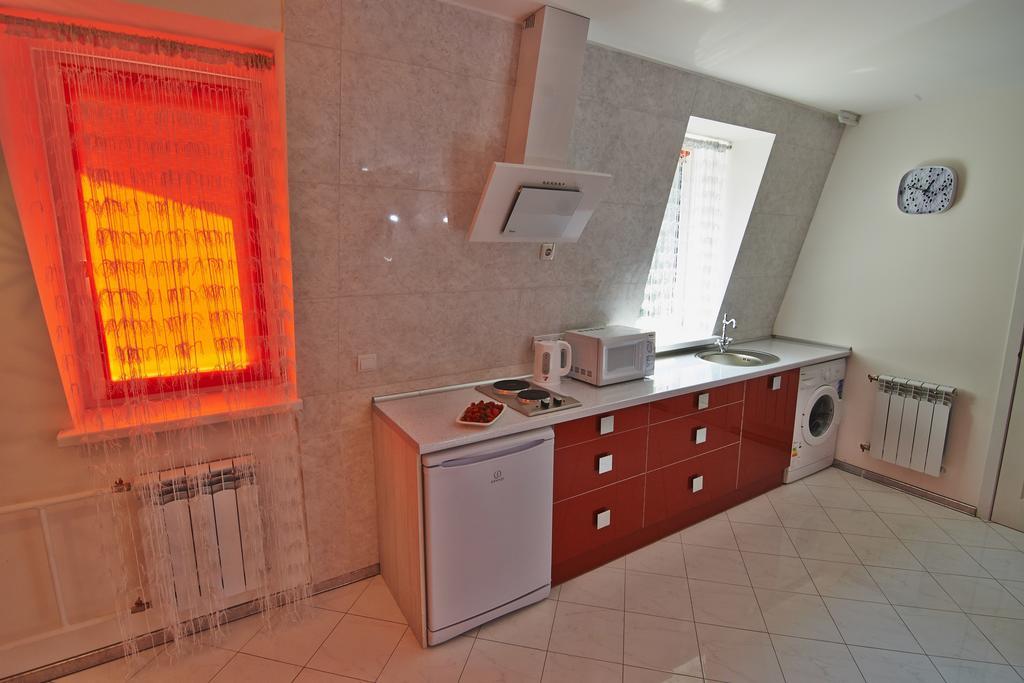 Dragomir Apartments Cherkasy Quarto foto