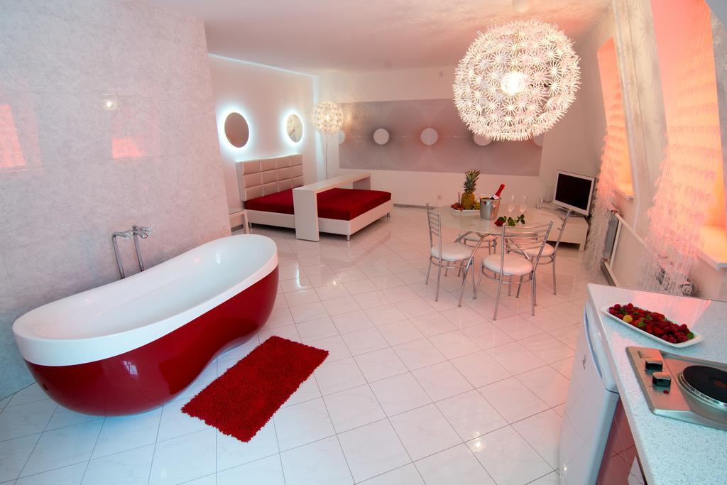 Dragomir Apartments Cherkasy Quarto foto