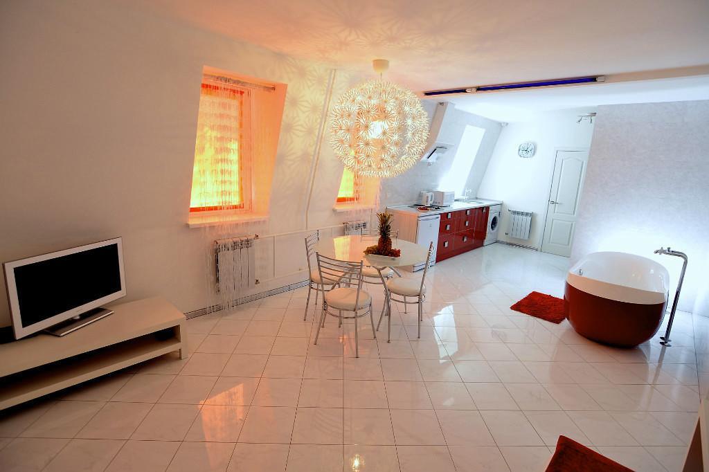 Dragomir Apartments Cherkasy Quarto foto